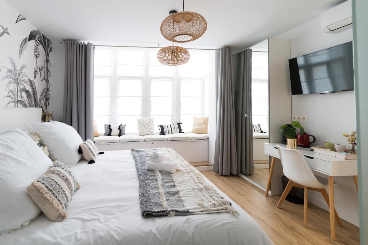 Superior Double or Twin Room with City View,1132579416:JPEG