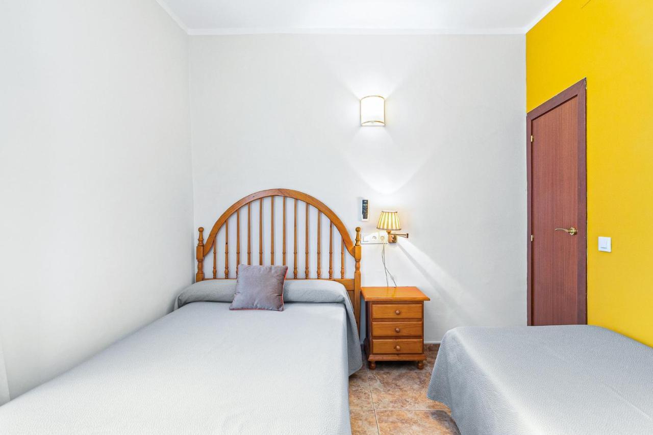 Chambre Triple avec Salle de Bains Privative