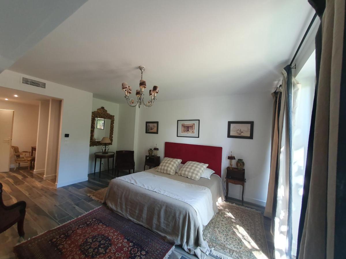 King Room with Garden View,1482702413:JPEG