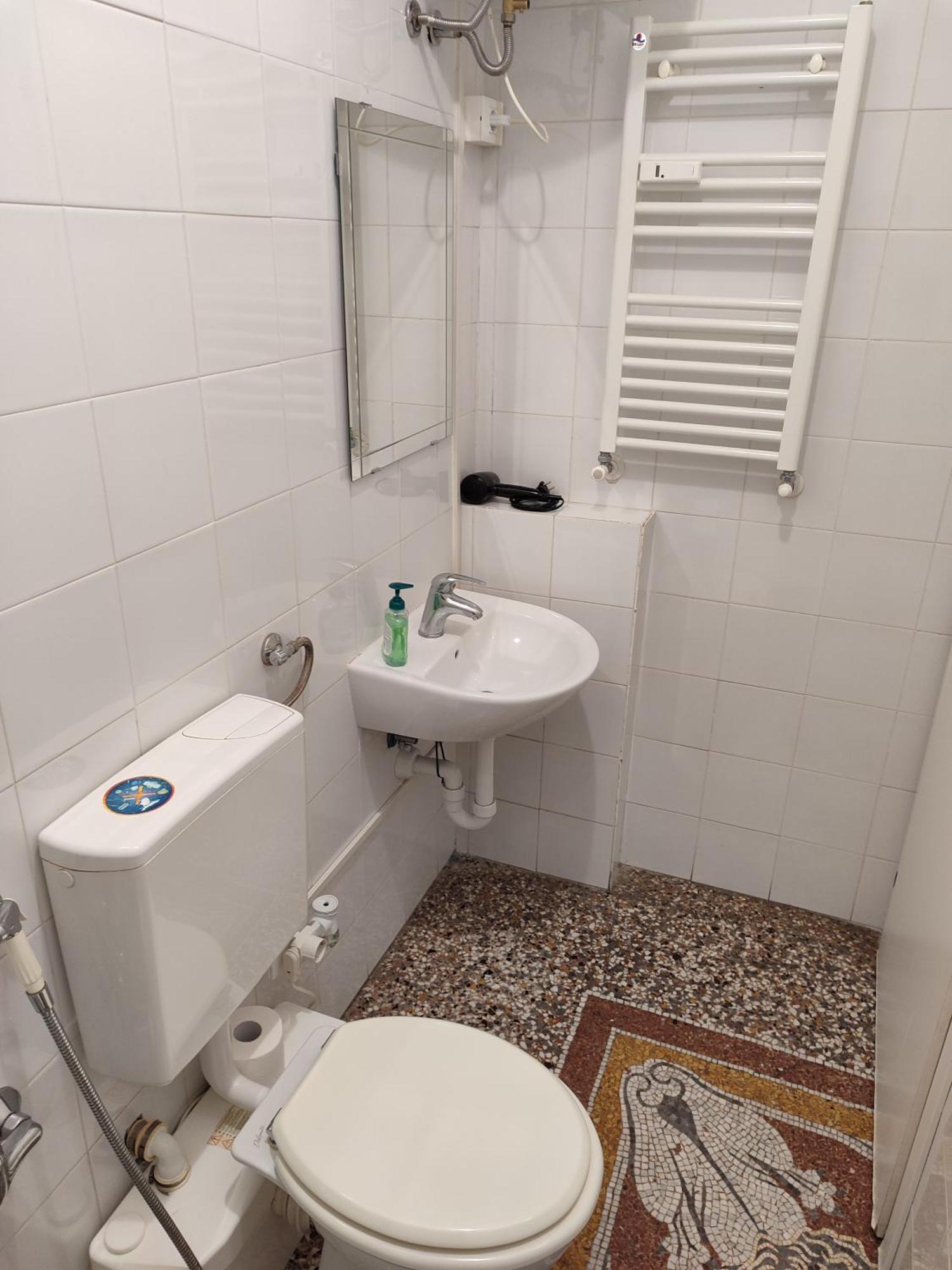 Triple Room Private Bathroom