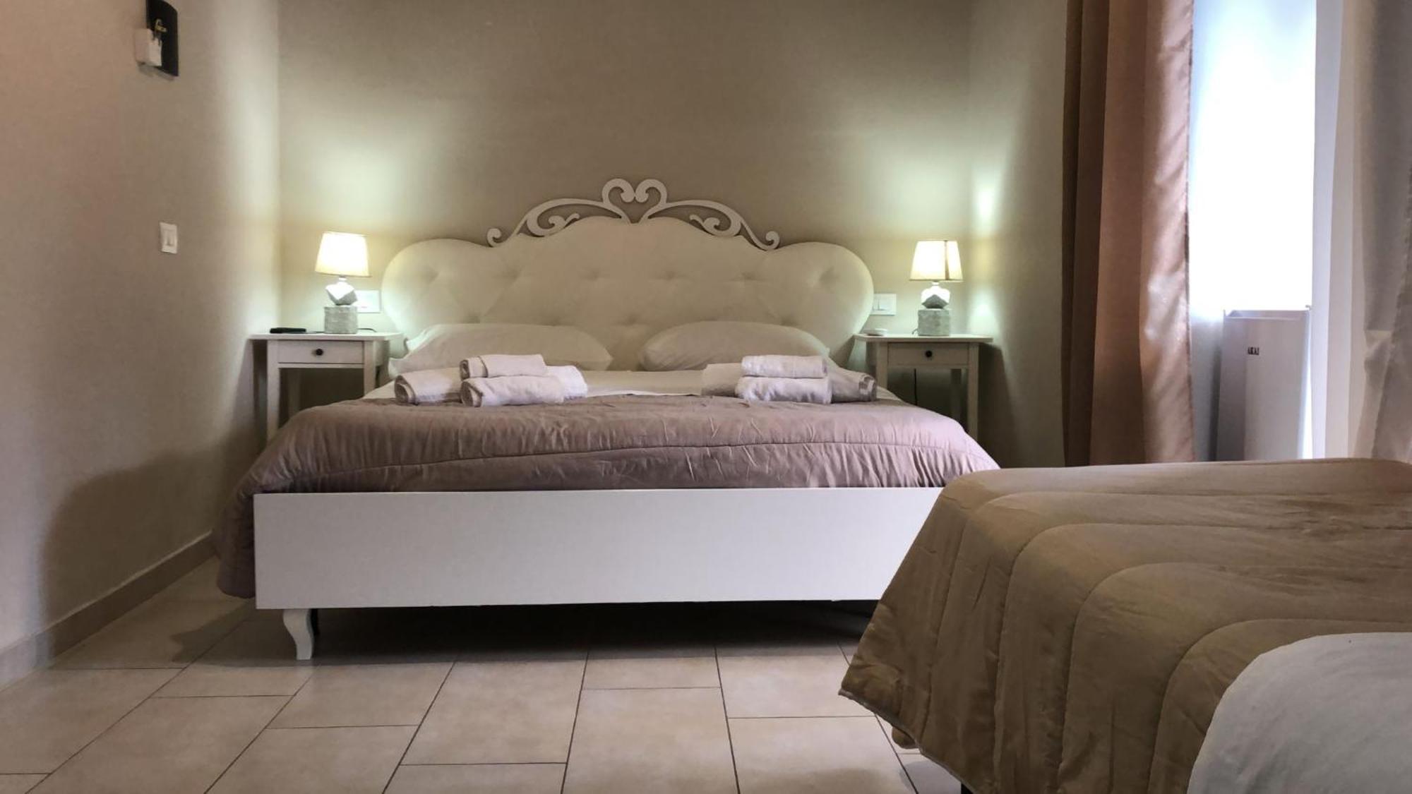 Deluxe Triple Room,1586254706:JPEG