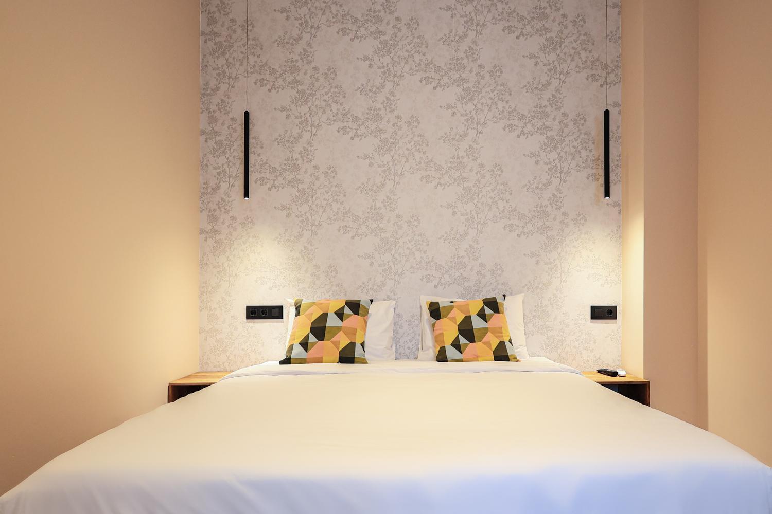 Deluxe Room,1537208761:JPEG