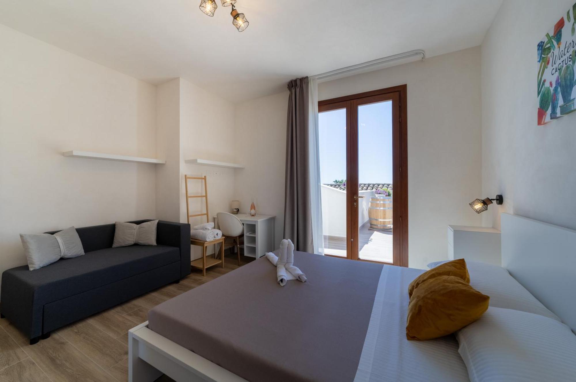 Triple Room,1572437840:JPEG