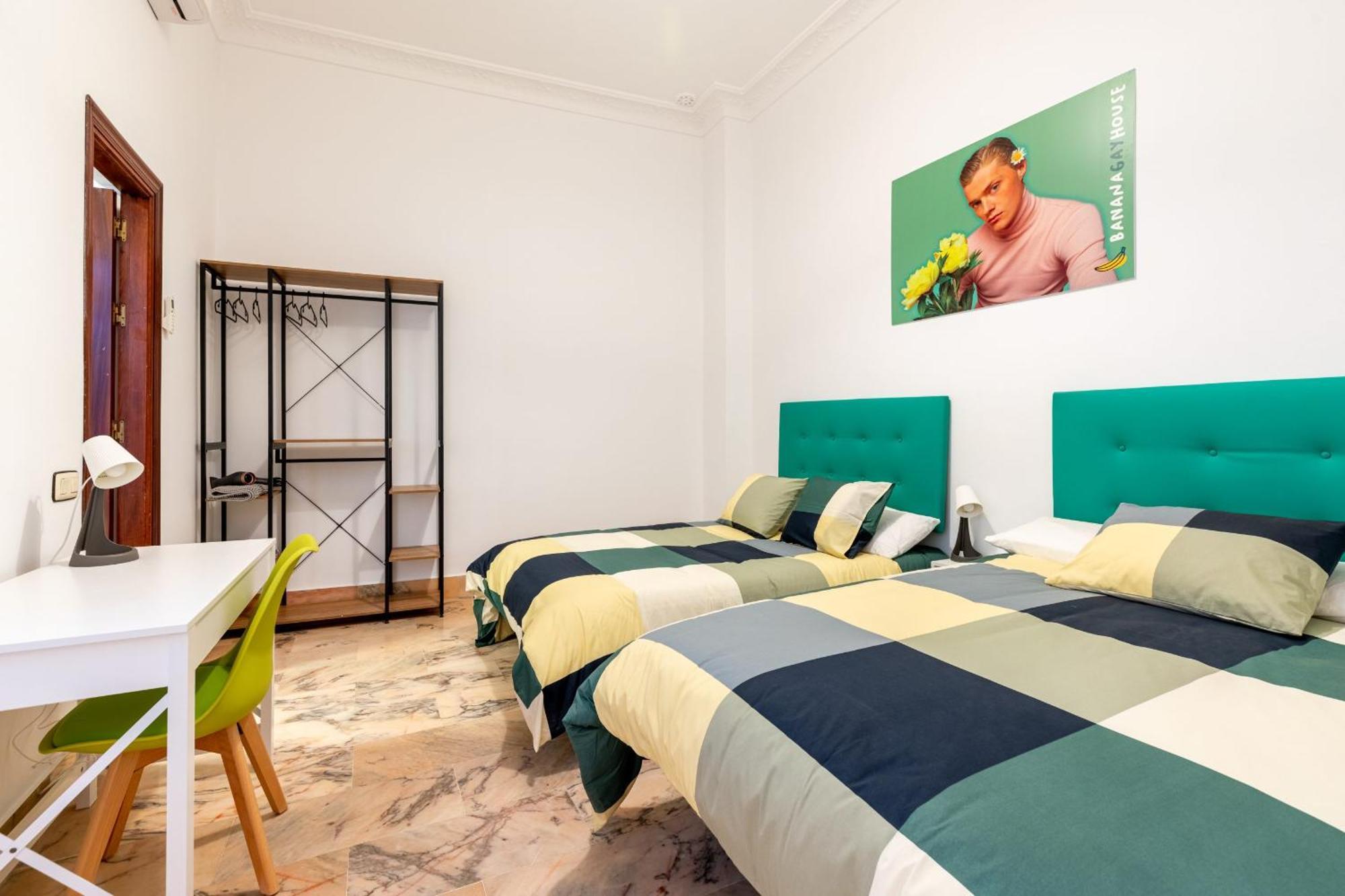 Chambre Quadruple avec Salle de Bains Privative