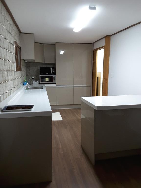 Chambre Triple avec Salle de Bains Privative