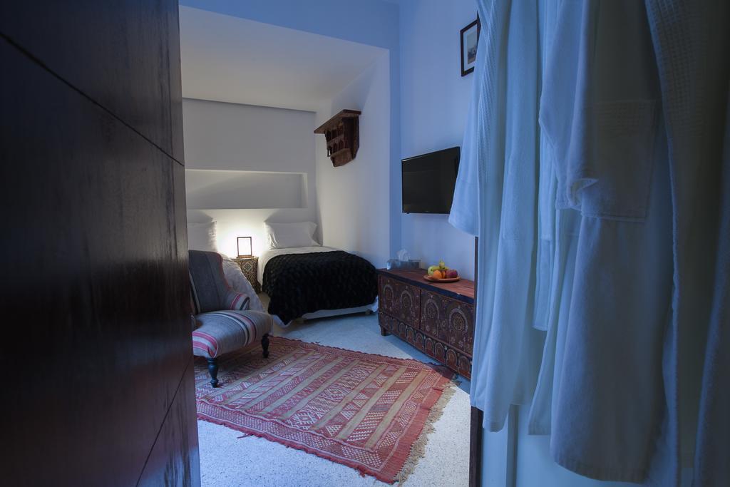 Twin Room Private Bathroom