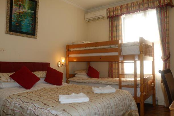 Chambre Familiale (4 Adultes)
