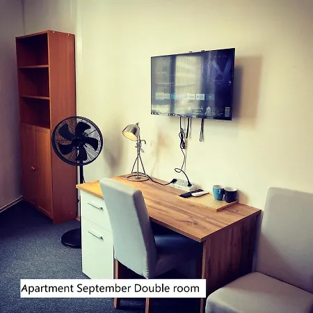 7Brunnen Hostel Beds & Rooms-3