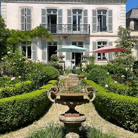 Belle Fontaine-2