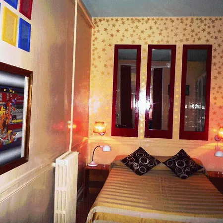 Hostal La Fontana-3