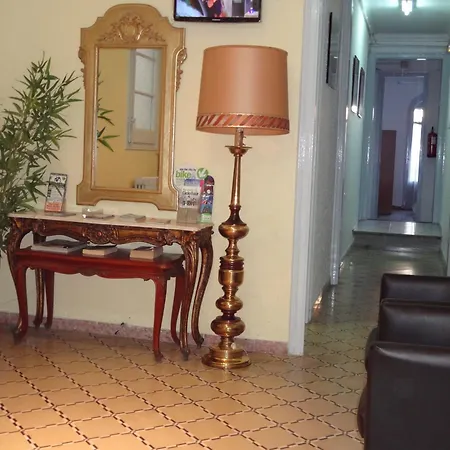 Hostal Sant Carlo-3