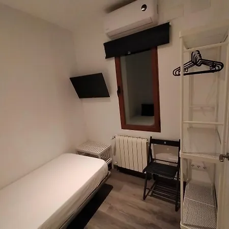 Room Pride-3