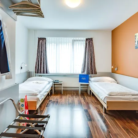 Alexander Guesthouse Zurich Old Town-2