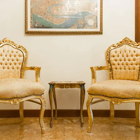 Palazzo Guardi-2