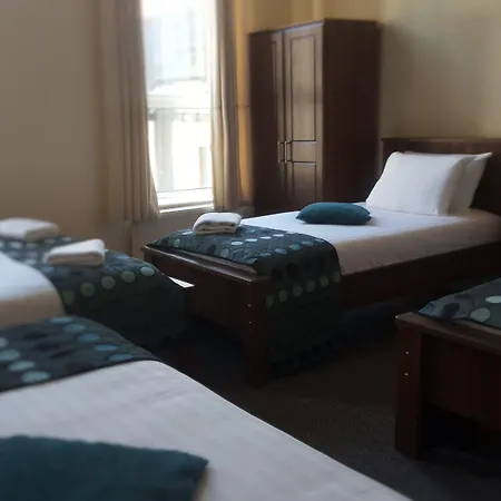 Hazelbrook House B&B-3