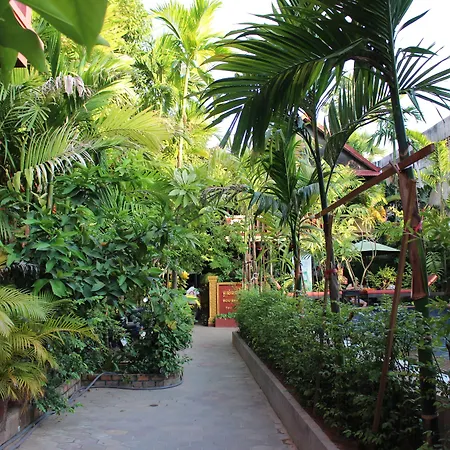 Bou Savy Guesthouse-2