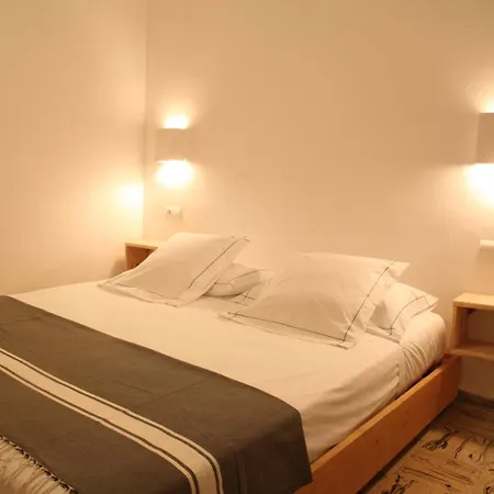 Juanita Hostal-3