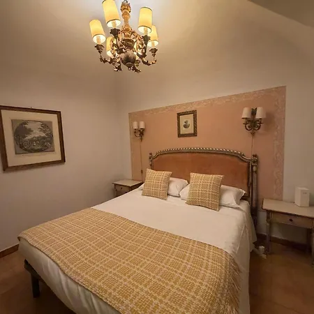 Ai Savoia B&B - Guest House-3