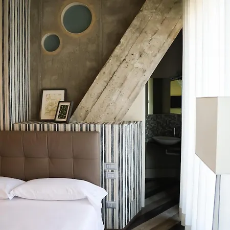 Serendipity Rooms-3