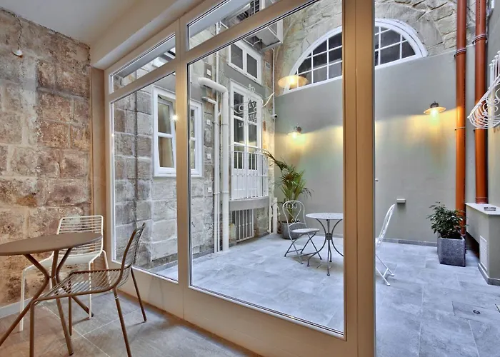 Chateau La Vallette - L-Ghorfa Suite