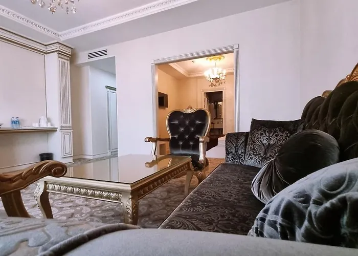 Opera Hotel