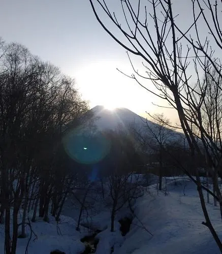 Niseko Higashiyama Guest House