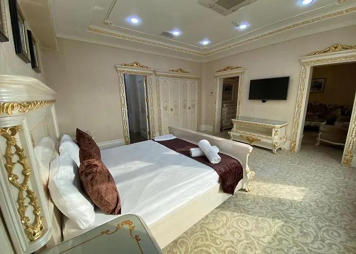 Opera Hotel