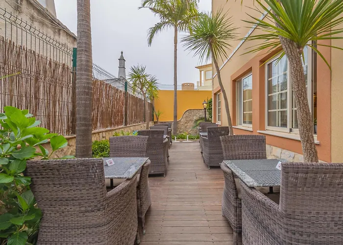 Charming Residence & Guest House Dom Manuel I Adults Only