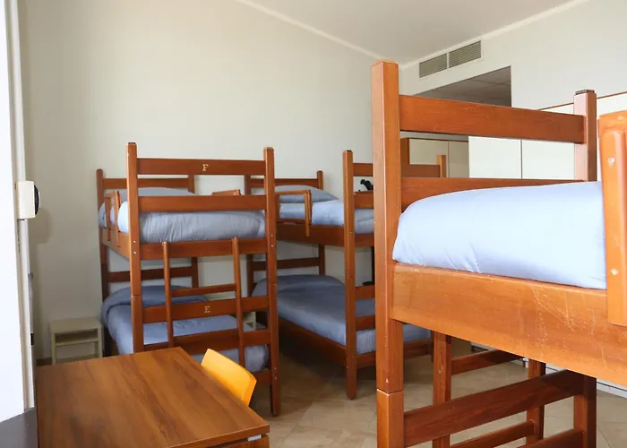 Student'S Hostel Parma