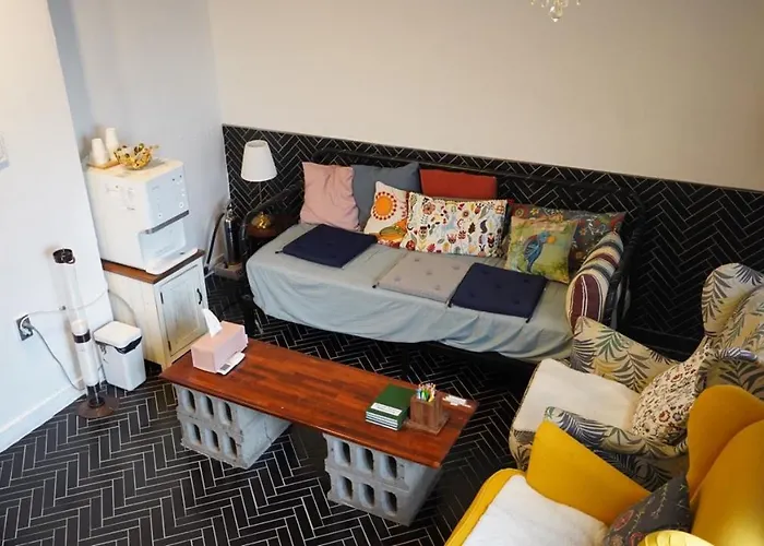 Hannahstay Women Only Guesthouse