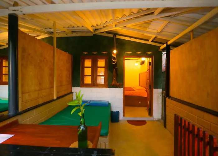 Rosa Shashi Cabanas