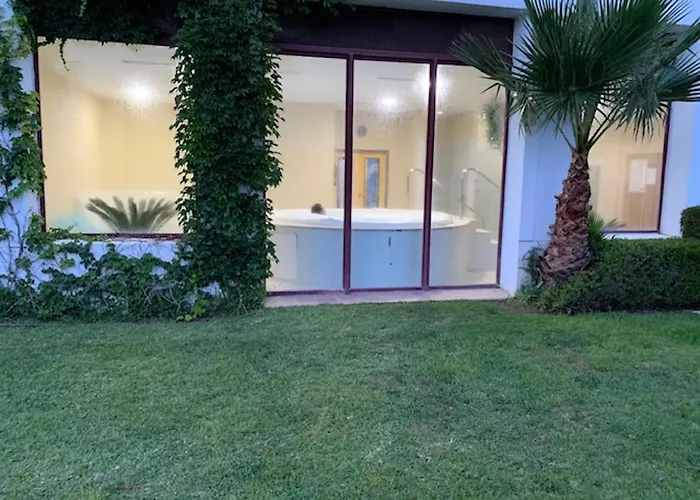 Gorgeous 3 Bedrooms In Villa Natural Reserve Park!