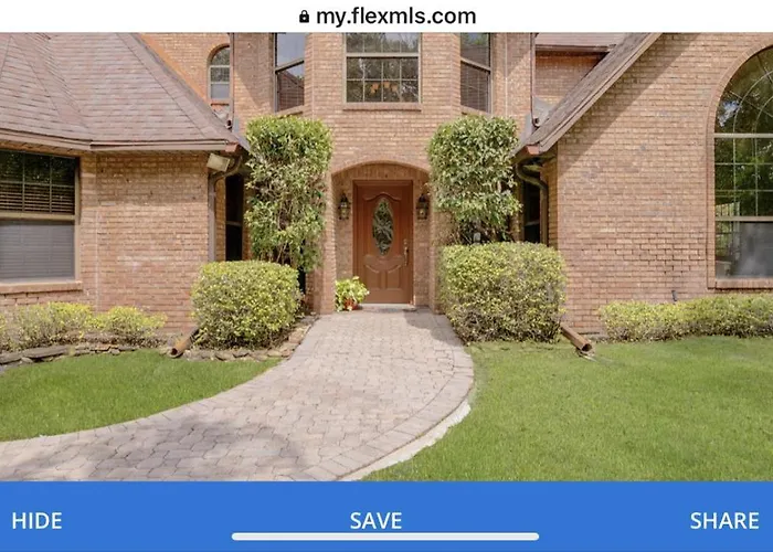 Awesome Shared Villa 20 Minutes From The Beach