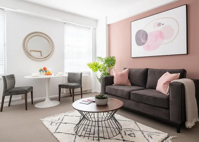 Hôtel accueillant les animaux: Dolphin House Serviced Apartments
