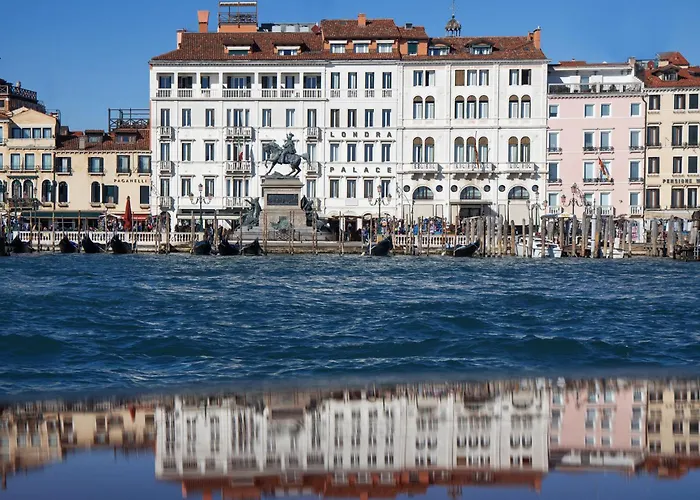  Londra Palace Venezia