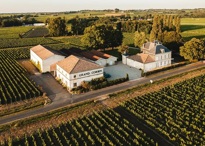 Château Grand Corbin - Bed&Breakfast