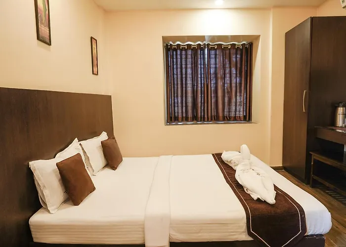 Hotel Sheldon International Near Science City