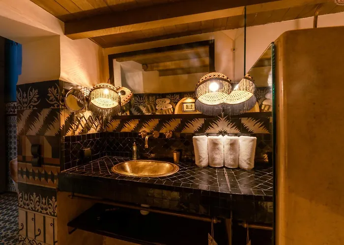 Riad Bindoo & Spa