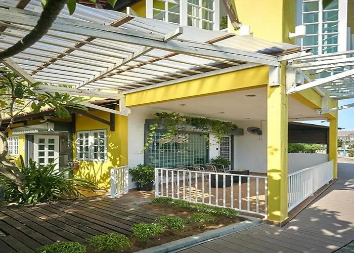 Sleepy Nomad Hostel