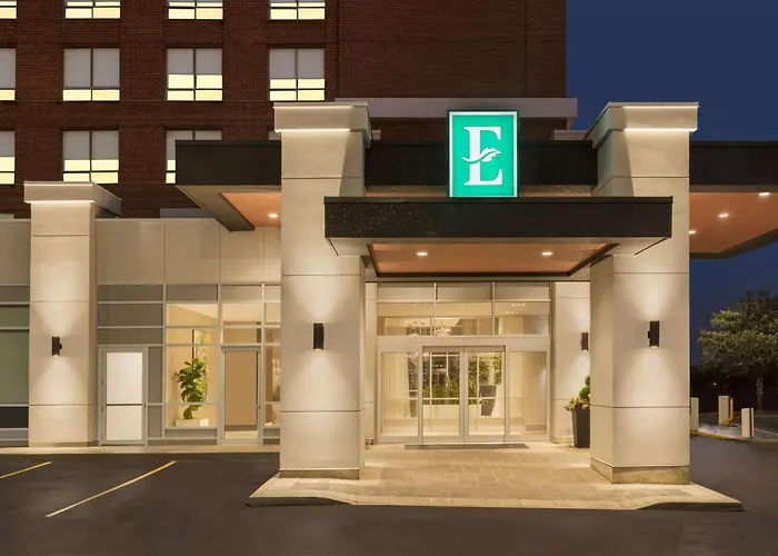 Embassy Suites By Hilton Airport