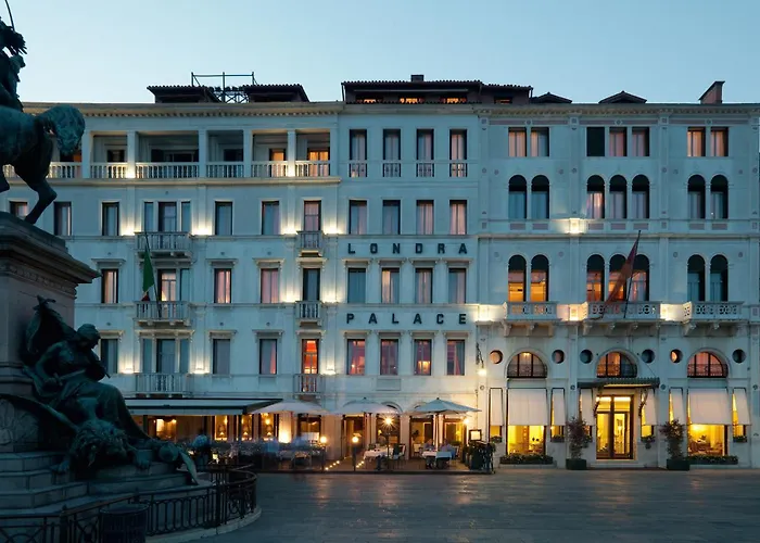  Londra Palace Venezia