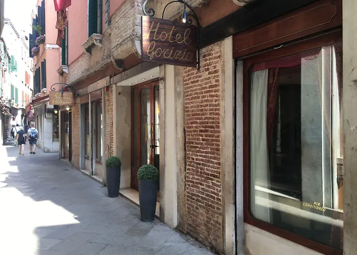 Hôtel pour familles: Hotel Gorizia A La Valigia