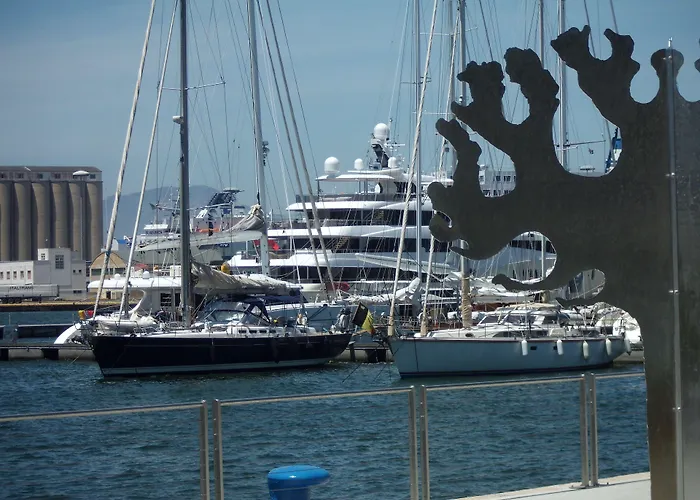 Al Porto Di Cagliari
