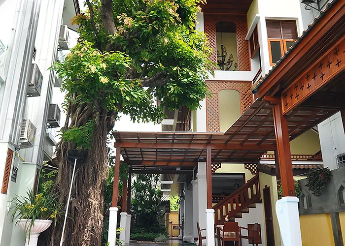  Sripat Guesthouse SHA Extra