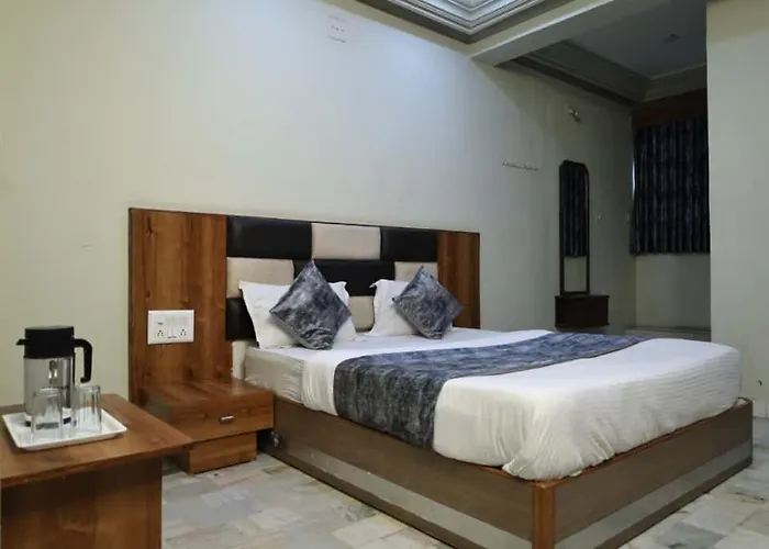 Hotel Aasopalav