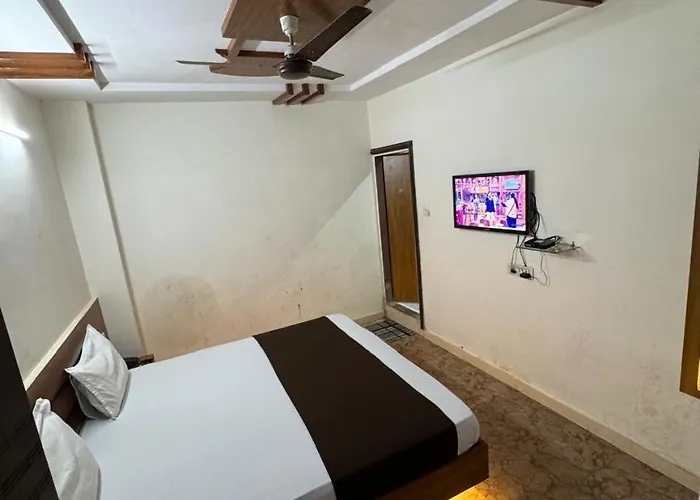 Hotel Kinara Inn