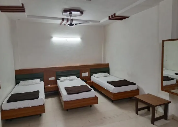Hotel Kinara Inn