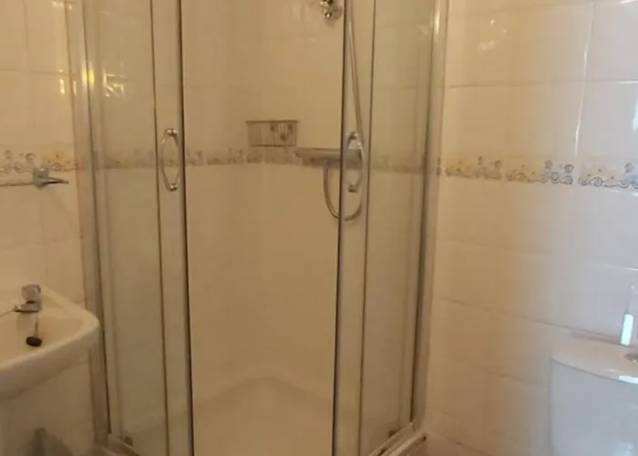 Cranborne Guest Accommodation Exclusively For Adults
