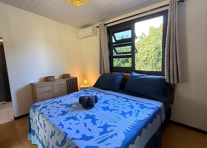 Moana Lodge