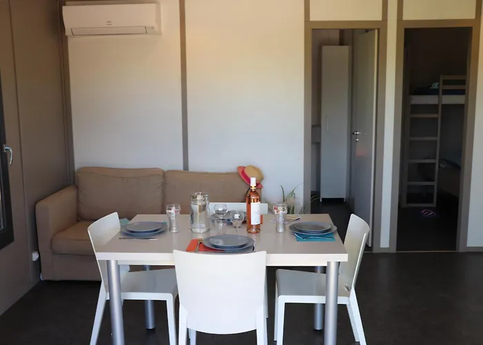 Camping Mas De Pierredon